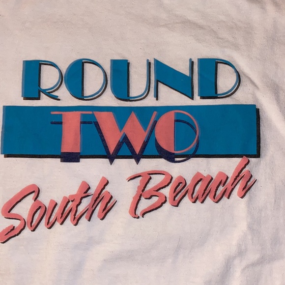 Round Two (Vintage) “Miami Vice” South Beach T-shirt (M) - Picture 2 of 4